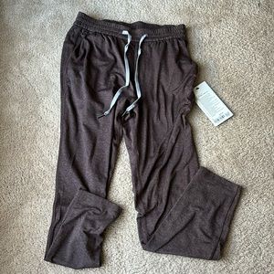 NWT Lululemon Soft Jersey Tapered Pant in Heathered Espresso